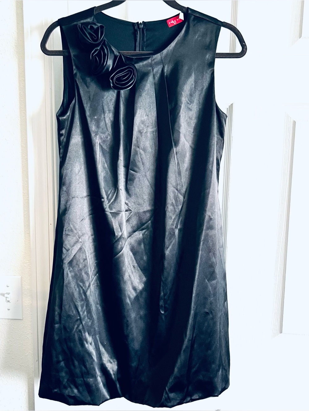 VTG Ruby Rox Sz L(10-12y) Girls Black Bubble Floral  Satin Dress Lining  Scoop